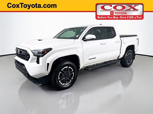 Certified 2024 Toyota Tacoma TRD Sport image 1