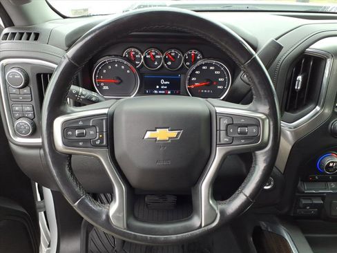 Used 2022 Chevrolet Silverado 2500 LT w/ Convenience Package image 18