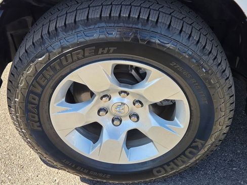 Used 2021 RAM 1500 Big Horn RWD image 12