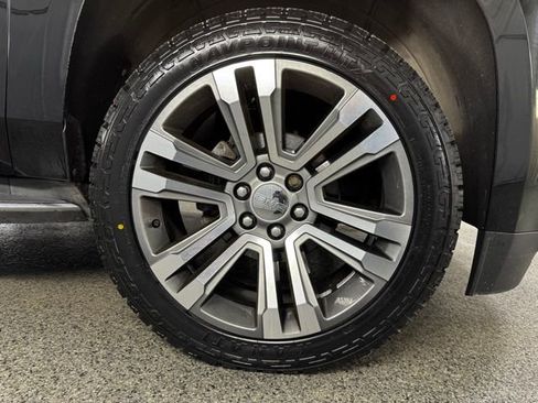 Used 2018 GMC Yukon Denali w/ Denali Ultimate Package image 31