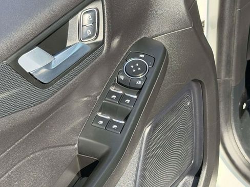 Certified 2024 Ford Escape ST-Line w/ Equipment Group 301A FWD image 20