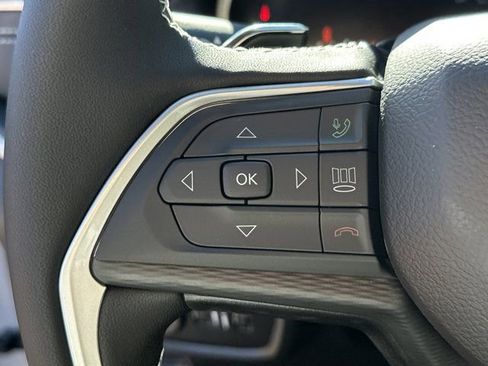 New 2025 Jeep Grand Cherokee Laredo image 22