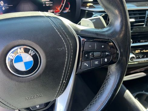 Used 2021 BMW 530i w/ Convenience Package image 43