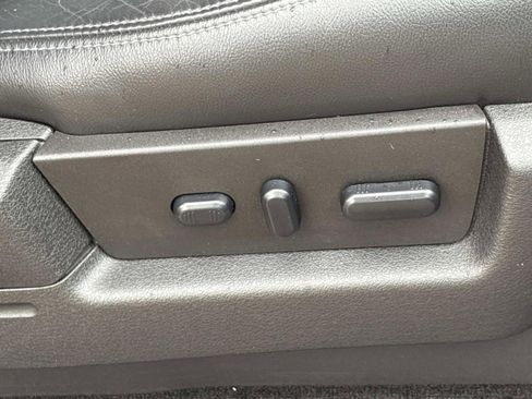 Used 2013 Ford F150 Lariat w/ Luxury Equipment Group image 23