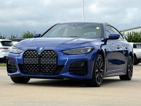 Used 2022 BMW 430i Gran Coupe w/ M Sport Package RWD image 3