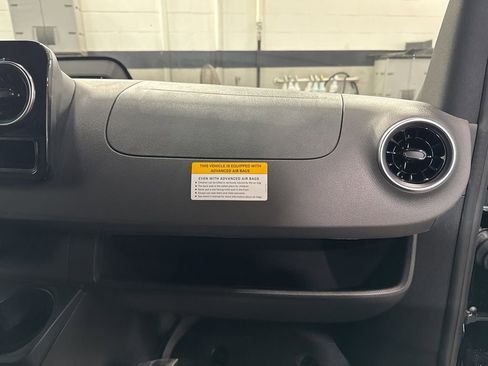 New 2026 Mercedes-Benz Sprinter 2500 image 10