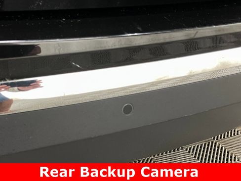 Used 2018 Chevrolet Equinox LT image 10