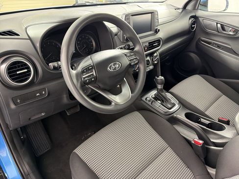 Used 2021 Hyundai Kona SE FWD image 4
