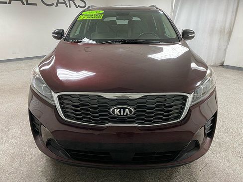 Used 2020 Kia Sorento S image 2