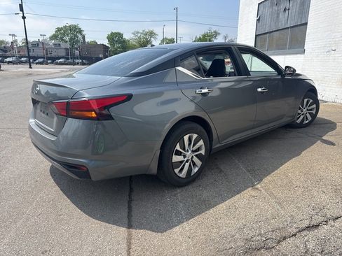 Used 2020 Nissan Altima 2.5 S image 3