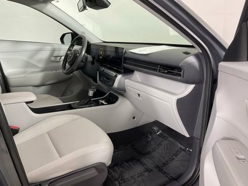Used 2024 Hyundai Kona SEL FWD image 27