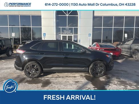 Used 2018 Ford Edge SEL w/ Equipment Group 201A image 3