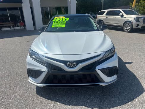 Used 2021 Toyota Camry XSE FWD image 8