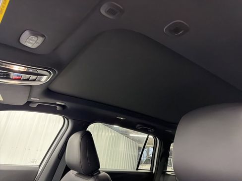 New 2026 Jeep Cherokee Limited image 16