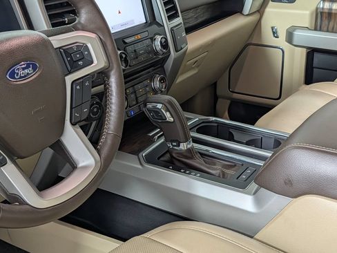 Used 2018 Ford F150 Lariat w/ Equipment Group 502A Luxury AWD/4WD image 25