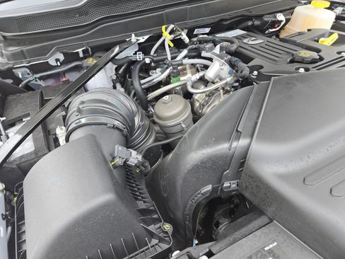 New 2026 RAM 5500 Tradesman w/ Chrome Appearance Group image 19