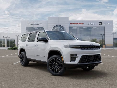 New 2026 Jeep Grand Wagoneer Summit w/ Premium Group III image 5