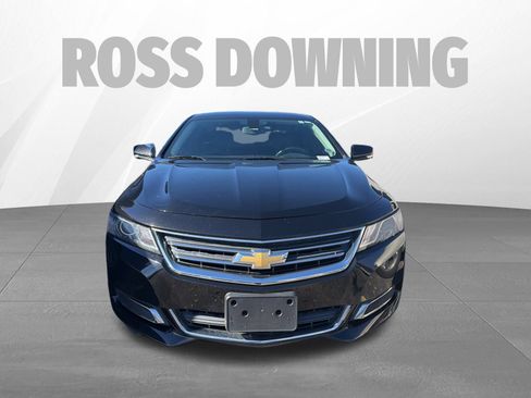 Used 2017 Chevrolet Impala LT w/ Convenience Package image 2