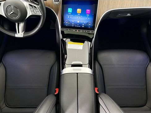 Certified 2025 Mercedes-Benz C 300 Sedan image 16