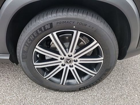 Used 2025 Mercedes-Benz GLE 350 4MATIC image 7