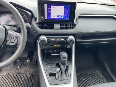 Used 2023 Toyota RAV4 LE image 11