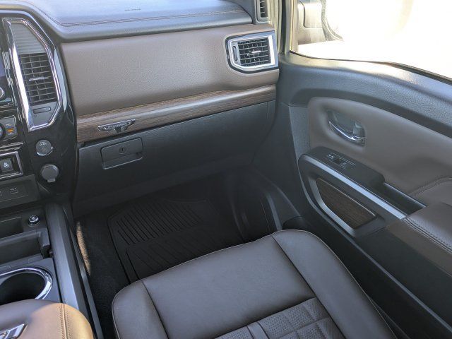 Used 2024 Nissan Titan Platinum Reserve w/ Moonroof Package AWD/4WD image 17