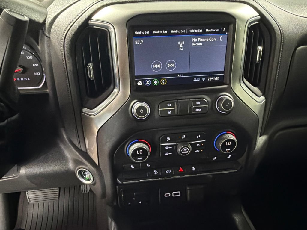Certified 2021 Chevrolet Silverado 1500 RST w/ LPO, Blackout Package AWD/4WD image 28
