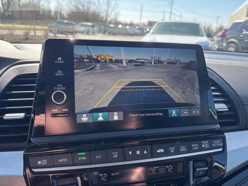 Certified 2025 Honda Odyssey Touring image 30