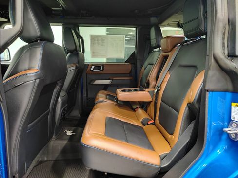 Used 2021 Ford Bronco Outer Banks image 13