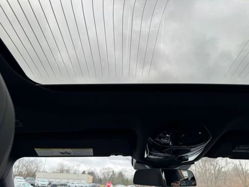 Certified 2025 BMW 740i xDrive 740i xDrive image 16