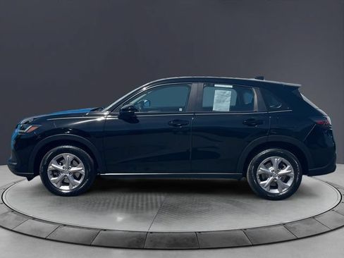 Certified 2024 Honda HR-V LX image 2