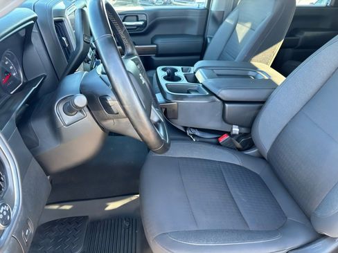 Used 2023 Chevrolet Silverado 2500 LT w/ Midnight Edition image 12