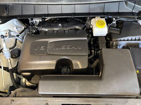 Used 2024 Nissan Pathfinder Platinum AWD/4WD image 28