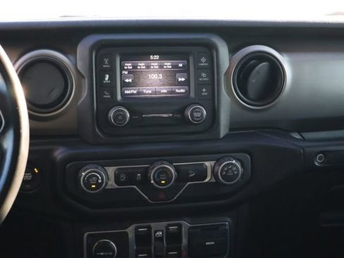 Used 2019 Jeep Wrangler Unlimited Sport S image 13