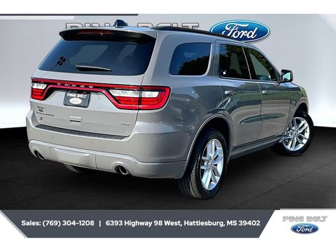 Used 2025 Dodge Durango GT AWD/4WD image 11