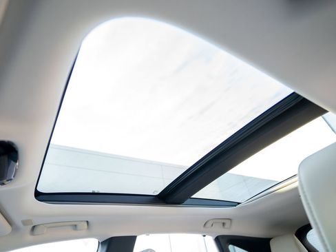 Used 2025 Lexus RX 350 w/ Convenience Package image 23