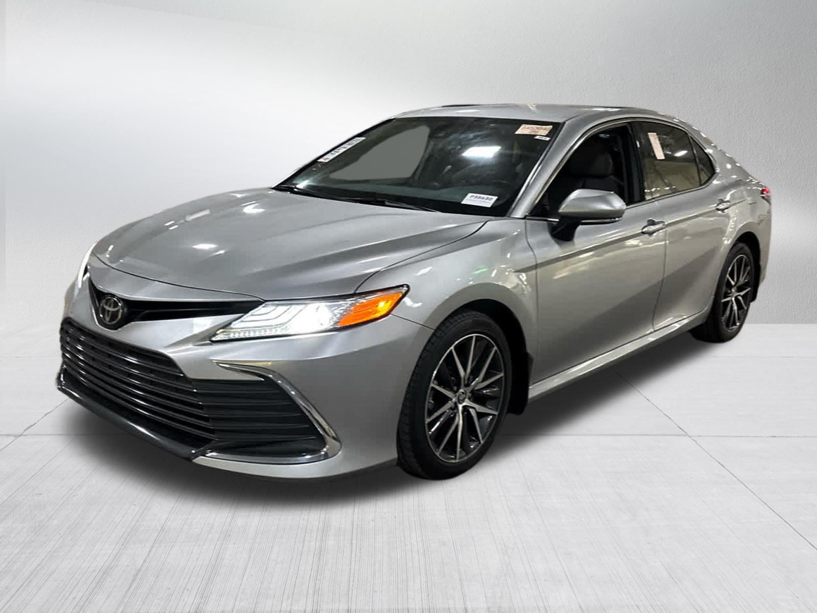 Certified 2023 Toyota Camry XLE w/ Cold Weather Package AWD/4WD image 3