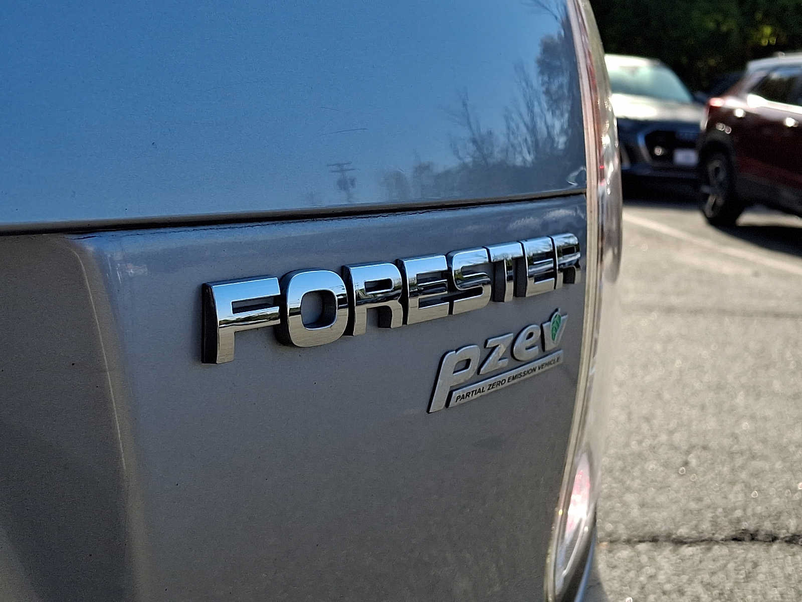 Used 2013 Subaru Forester 2.5X Premium w/ All-Weather Plus Pkg AWD/4WD image 30