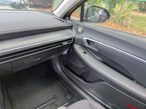 New 2026 Hyundai Sonata SE FWD image 18