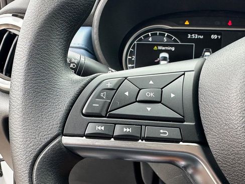 New 2025 Nissan Versa SV w/ Trunk Package image 17