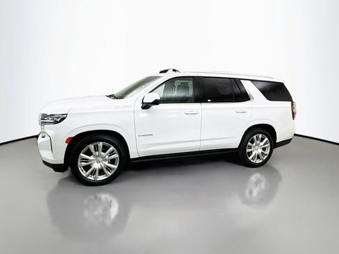 Used 2024 Chevrolet Tahoe High Country image 5