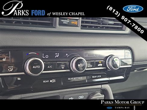 Used 2024 Honda Pilot Touring image 24