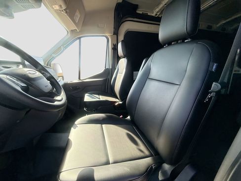 New 2026 Ford Transit 250 148 Medium Roof w/ Load Area Protection Package RWD image 25