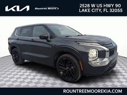 Used 2024 Mitsubishi Outlander SE