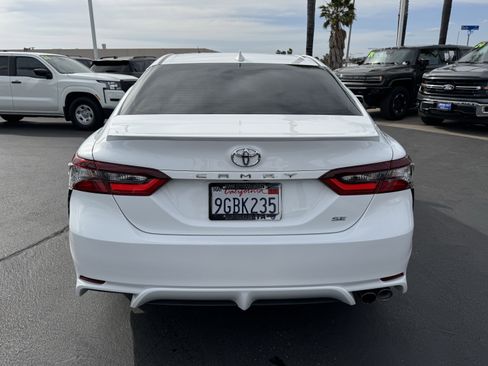 Used 2023 Toyota Camry SE image 9