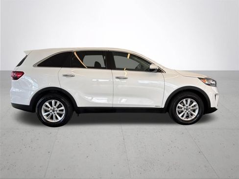 Used 2020 Kia Sorento AWD V6 image 6