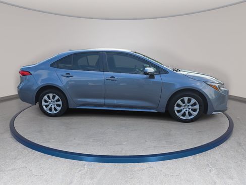 Certified 2023 Toyota Corolla LE FWD image 4