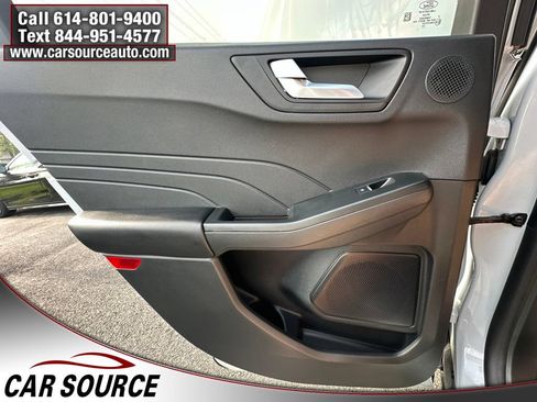 Used 2025 Ford Escape ST-Line Select w/ Tech Pack #2 AWD/4WD image 24