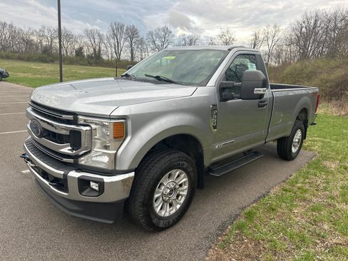 Used 2022 Ford F350 XLT w/ XLT Value Package image 2