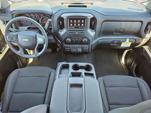 New 2026 Chevrolet Silverado 2500 Custom w/ Custom Value Package AWD/4WD image 5